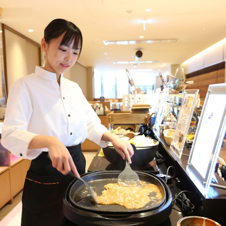 食べる幸せから始まる朝 地元の味で元気をチャージ!