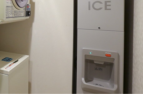 2F 製氷機