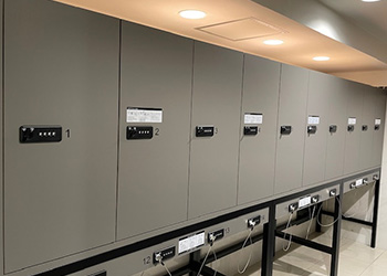 1F セルフクローク