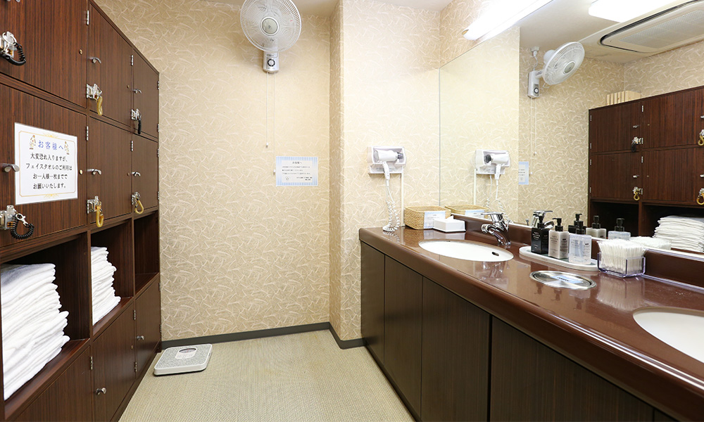 男性浴場の画像