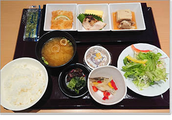 和朝食