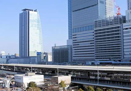 JR「名古屋駅」より徒歩約3分の好アクセス!