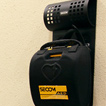 AED(自動体外式除細動器)