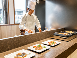 朝食のご案内