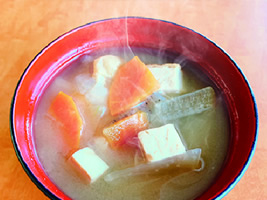 さわやかな朝はヘルシーな朝食から