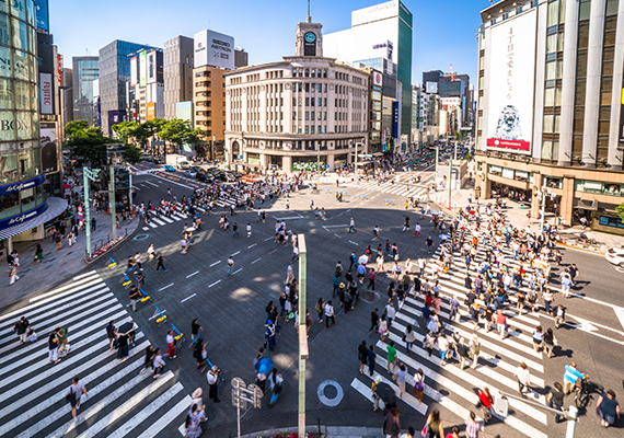 銀座通り歩行者天国