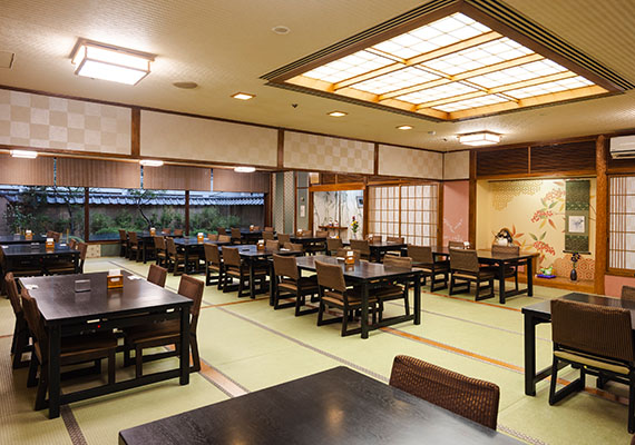 しゃぶしゃぶと鍋料理　三十三間堂